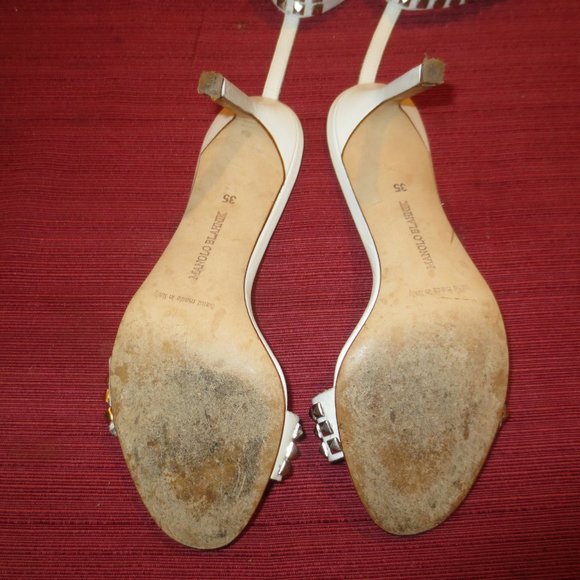 Sexy MANOLO BLAHNIK White Leather Studded Ankle Cuff High Heel Sandals - Picture 10 of 10